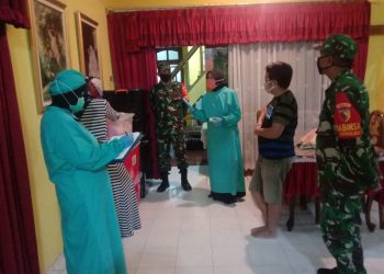 Babinsa Bandungrejosari Dampingi Petugas Puskesmas Janti Melakukan Pengecekan Dan Pendataan ODP Covid-19