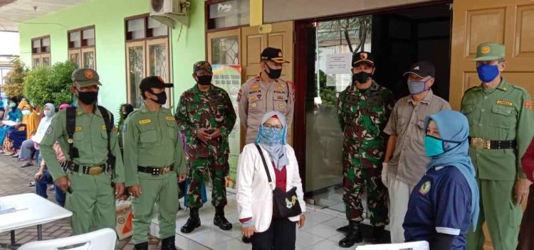 Warga Kelurahan Mojolangu, Purwodadi, Bunulrejo Dan Ketawang Gede Menerima BST