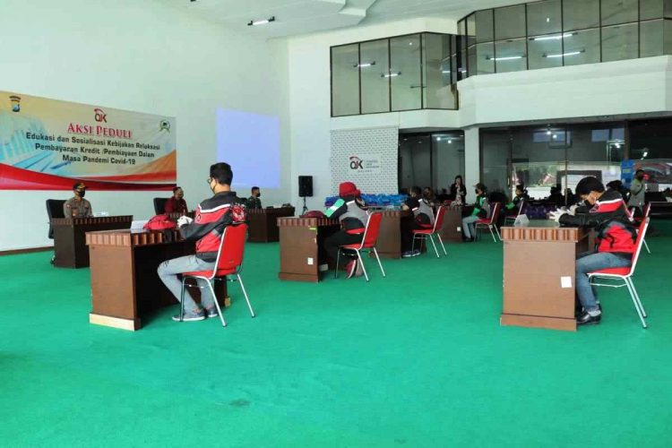 Edukasi_Dan_Sosialisasi_Kebijakan_Relaksasi_Dari_OJK_Malang