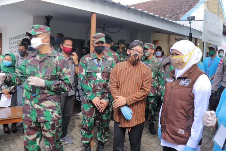 Gubernur Jawa Timur Tinjau Langsung Penerapan Lumbung Pangan Kampung Di RW 2 Sukun Kota Malang
