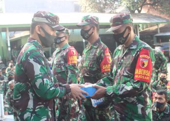 Dandim 0833 Kembali Berikan Asupan Vitamin Kepada Babinsa