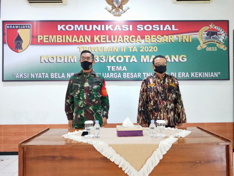 Keluarga Besar TNI Ikuti Komsos Kodim 0833