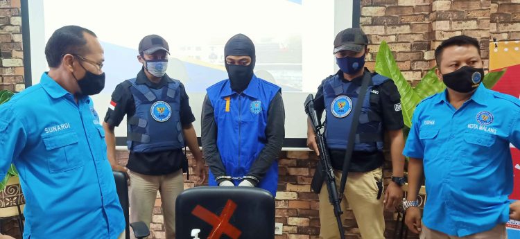 Tukang Parkir Di Dinoyo Ditangkap BNN Kota Malang Karena Memiliki 6 Poket Sabu