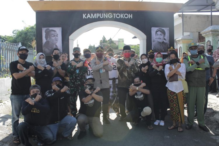 RW 1 Arjosari Pajang Gambar-Gambar Tokoh Nasional Di Wilayahnya