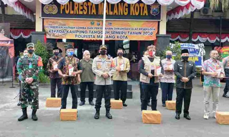 Enam RW Di Kota Malang Mendapat Hadiah Dari Polresta Malang Kota Dalam Lomba Kampung Tangguh
