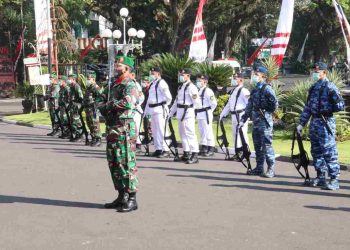 Upacara Bendera Peringatan Hari Kemerdekaan RI Di Balaikota Malang