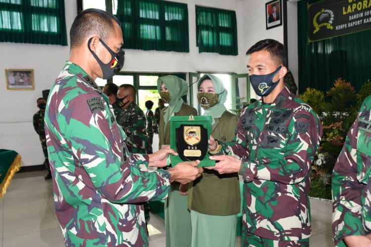 Danrem 083 Baladhika Jaya Pimpin Sertijab Dandim 0833 Kota Malang