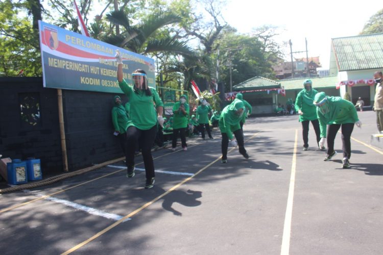 Lomba Agustusan Di Kodim 0833 Kota Malang