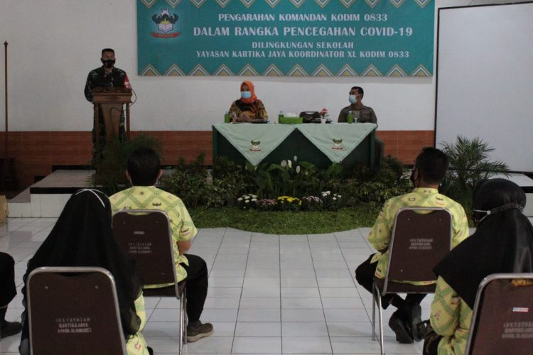 Dandim 0833 Sosialisasi Pencegahan Covid-19 Di Lingkungan Sekolah Yayasan Kartika Jaya