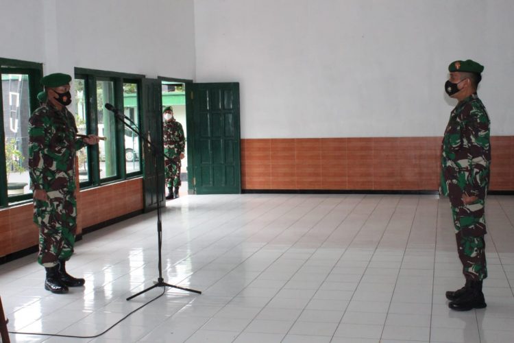 Dandim 0833 Pimpin Alih Tugas Kasdim 0833 Ke Korem 082