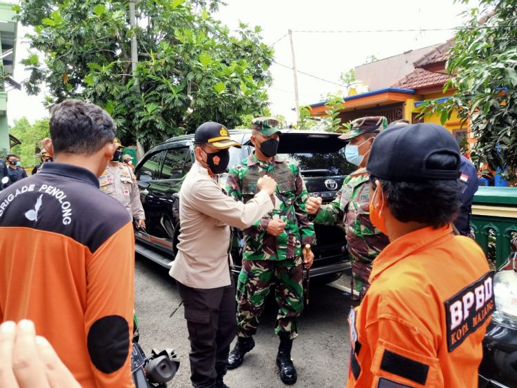 Seorang Warga Hanyut, Dandim 0833 Dan Kapolresta Malang Turun Ke Lokasi