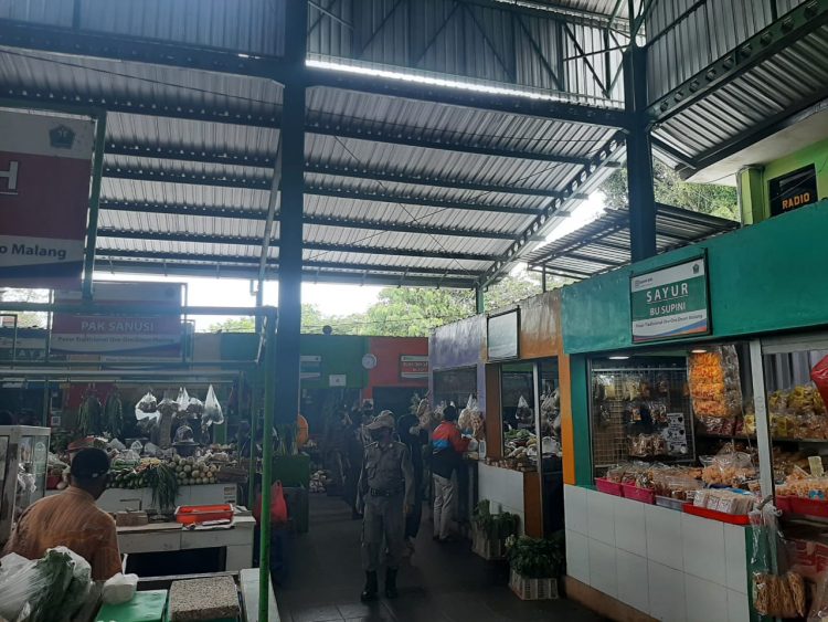 Pasar Tradisional Tidak Luput Menjadi Lokasi Sosialisasi