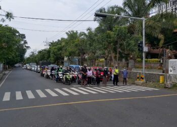 Satlantas Polresta Malang Kota Ajak Masyarakat Mengheningkan Cipta