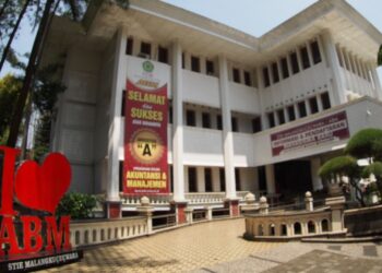 Gedung Pusat STIE Malangkucecwara