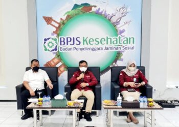 UB Kukuhkan Dua Profesor Baruny