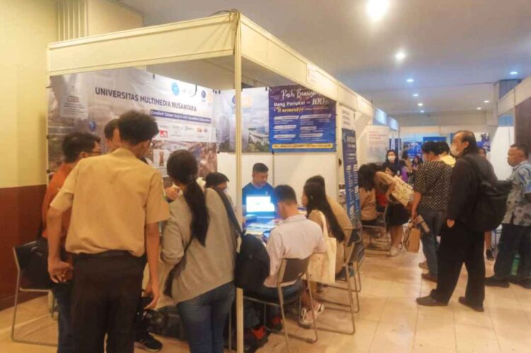 Dua Hari Pelaksanaan Ekspo Perguruan Tinggi SMAK Kosayu Dikunjungi Lebih Dari Dua Ribu Pengunjung