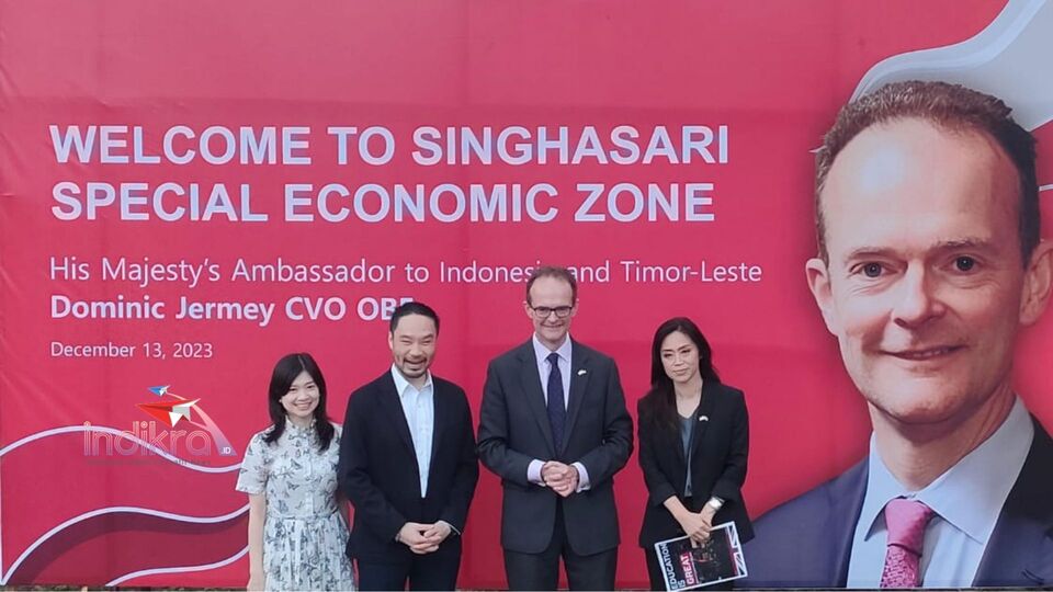 Duta Besar Inggris untuk Indonesia dan Timor Leste, Dominic Jermey, CVO, OBE, melakukan kunjungan perdana ke wilayah jawa Timur dengan mendatangi KEK Singhasari (Foto : Red)