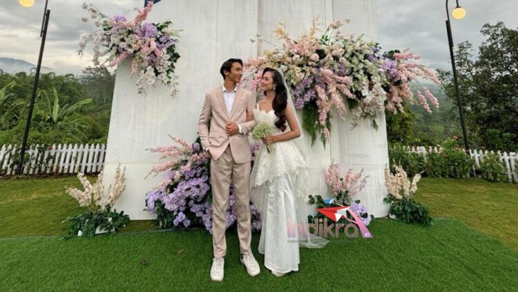 Suasana wedding simulation yang dilaksanakan di Chatten Cafe kota Batu berkolaborasi dengan Dinar Weddover dan berbagai vendor wedding (Foto : Redaksi Id)